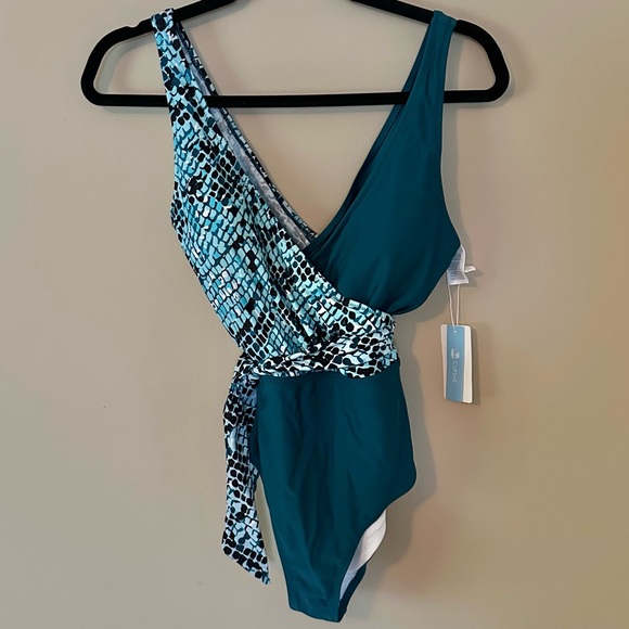 Cupshe faux-wrap surplice teal snakeskin swimsuit new with tags size medium - Picture 5 of 13